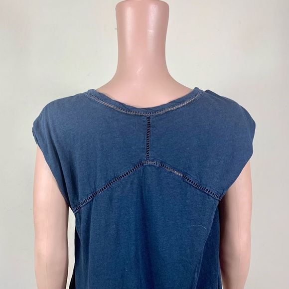 American Eagle Outfitters Women’s Sz S/P blue v neck cotton tee shirt - Picture 4 of 9